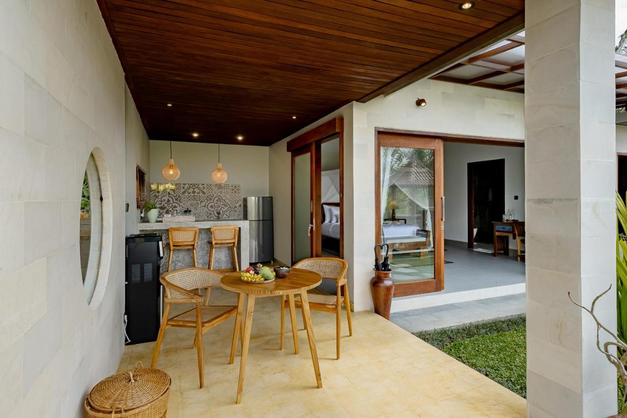 Suarga Loka Ubud Villa Exterior photo