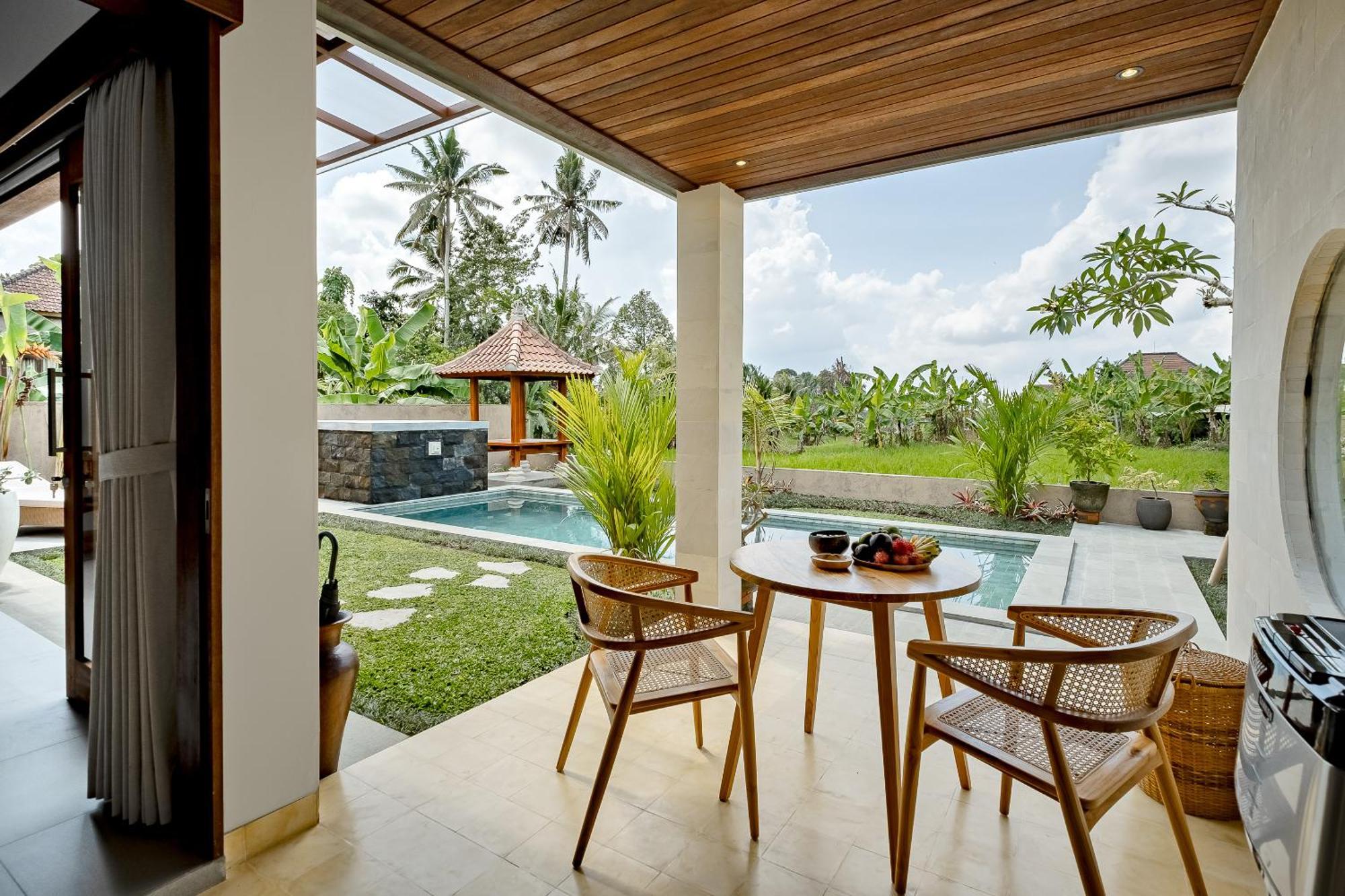 Suarga Loka Ubud Villa Exterior photo